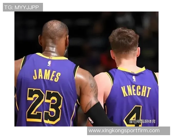 詹姆斯转发马克西生涯新高54分与9助攻的精彩表现引发热议