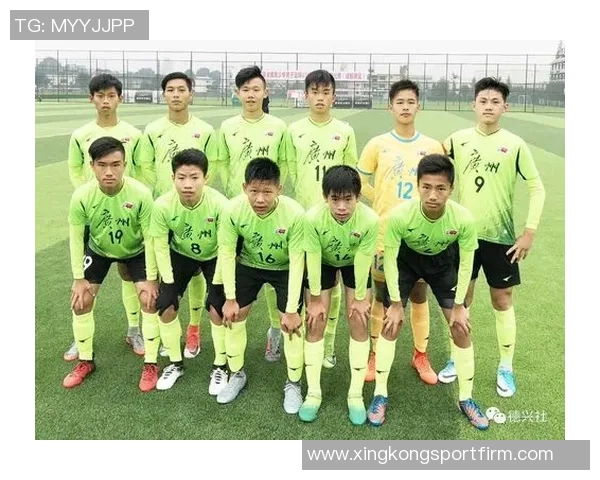 上海海港U15队大胜海门珂缔缘U15队七球狂胜展现青少年足球实力